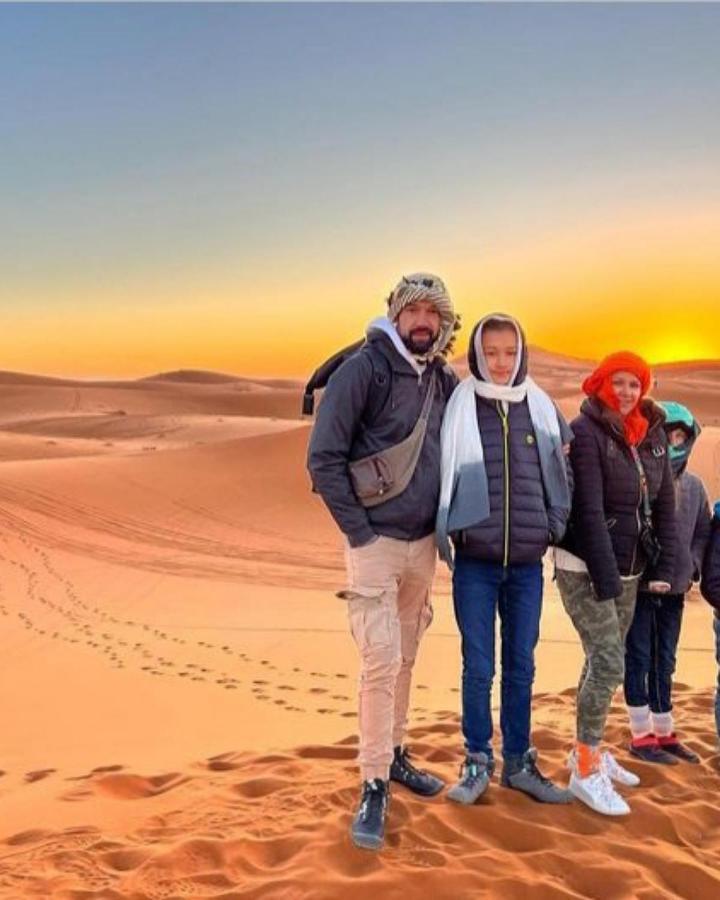 Готель Sunset Desert Camp Мерзуга Екстер'єр фото